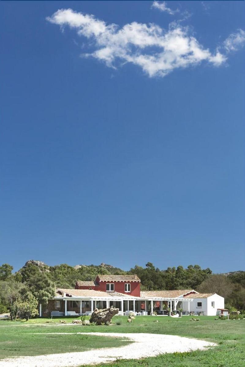 Hotel Li Neuli Country Club San Pantaleo Exterior foto