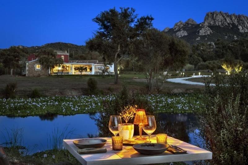 Hotel Li Neuli Country Club San Pantaleo Exterior foto