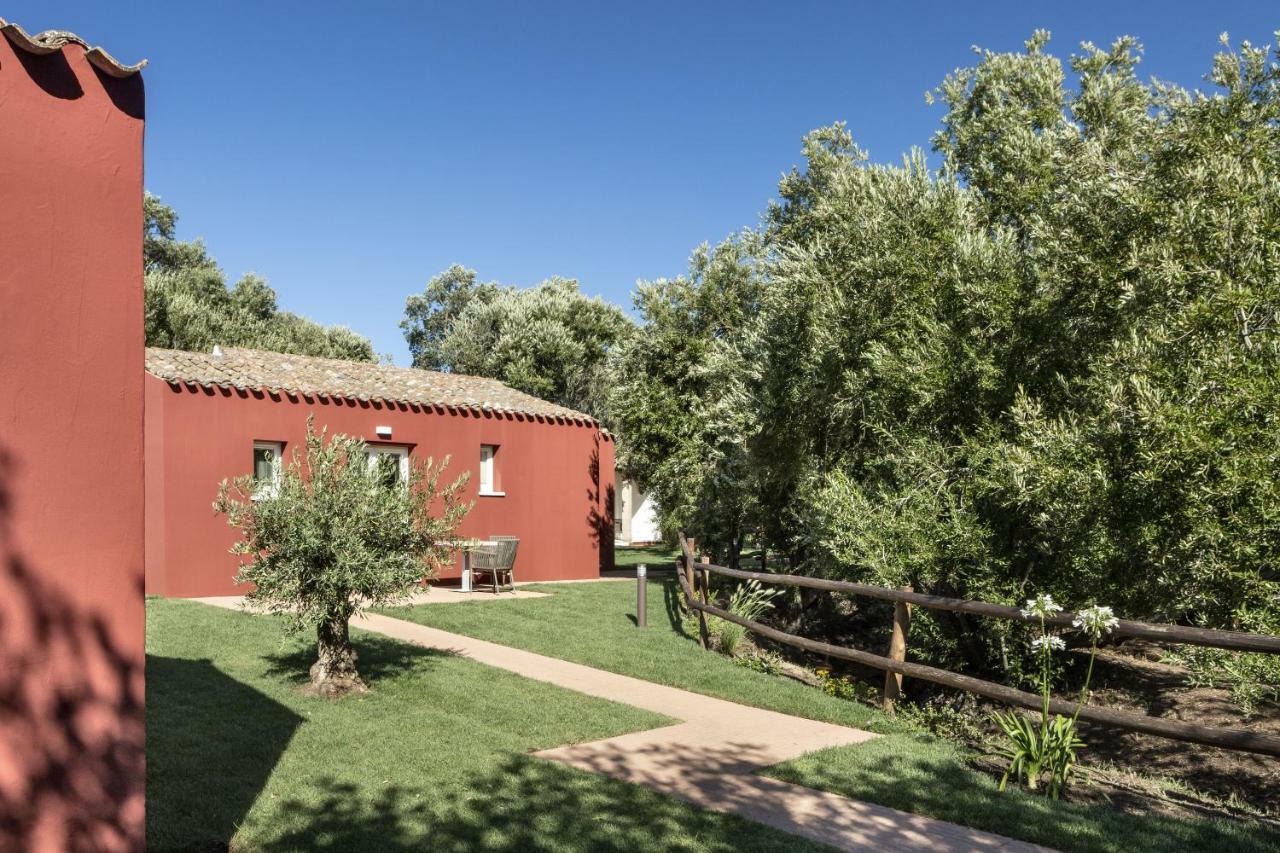 Hotel Li Neuli Country Club San Pantaleo Exterior foto