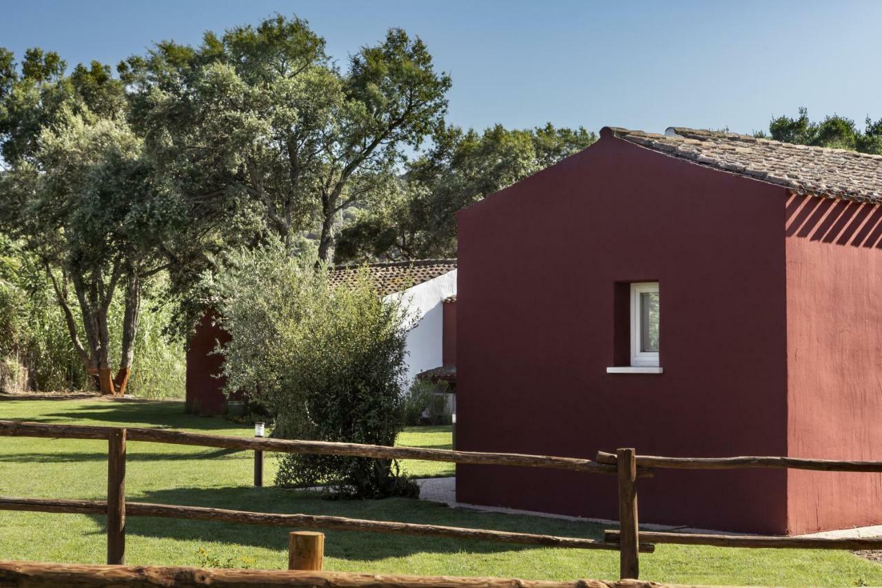 Hotel Li Neuli Country Club San Pantaleo Exterior foto